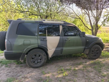 Авто Mitsubishi Shogun 2003 № 8779530
