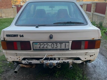 Авто Ford Escort 1987 № 8779567