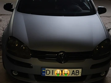 Авто Volkswagen Golf 2004 № 8779629