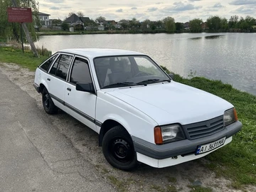 Авто Opel Ascona 1987 № 8779807