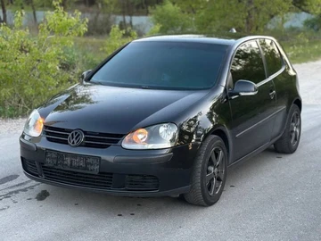 Авто Volkswagen Golf 2005 № 8779941