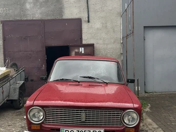 Авто ВАЗ 2101 1982 № 8779973