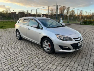 Авто Opel Astra 2014 № 8780015
