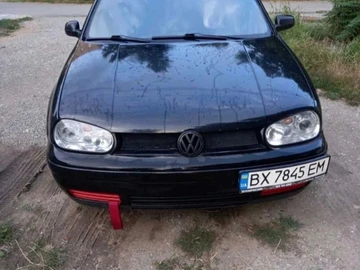 Авто Volkswagen Golf 2000 № 8780036