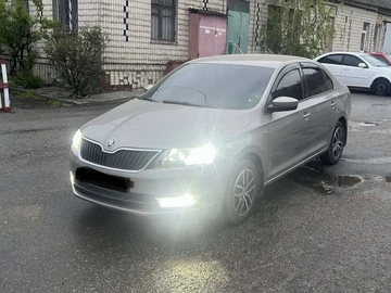Авто Skoda Rapid 2015 № 8780038