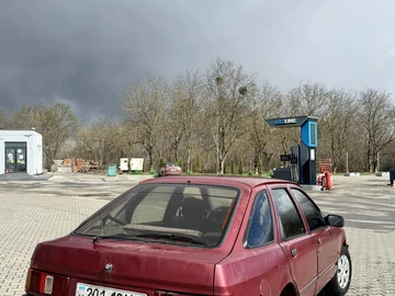 Авто Ford Sierra 1989 № 8780078