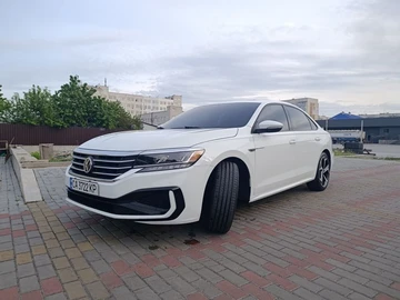 Авто Volkswagen Passat Sedan 2019 № 8780240