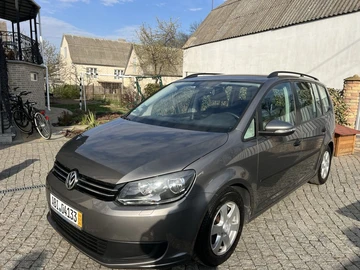 Авто Volkswagen Touran 2011 № 8780241