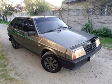 Авто ВАЗ 2109 1992 № 8780565