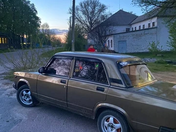 Авто ВАЗ 2107 1986 № 8780578