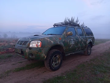 Авто Nissan Np 300 Pick Up 2003 № 8780766