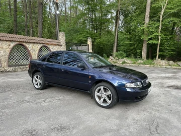 Авто Audi A4 1996 № 8780897