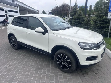 Авто Volkswagen Touareg 2011 № 8780914
