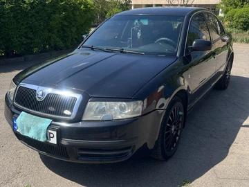 Авто Skoda Superb 2004 № 8780922