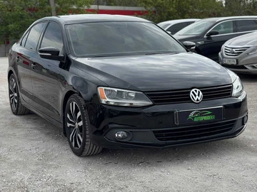 Авто Volkswagen Jetta 2013 № 8781248