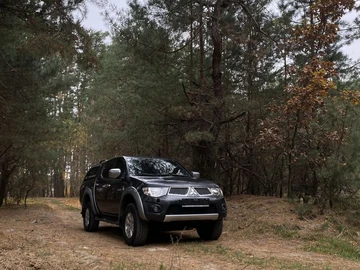 Авто Mitsubishi L 200 2012 № 8781277