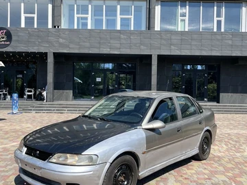 Авто Opel Vectra 2001 № 8781289