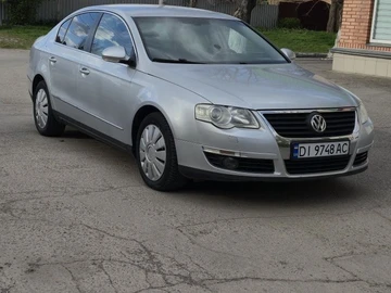 Авто Volkswagen Passat Sedan 2005 № 8781375