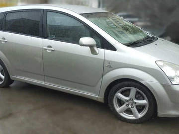 Авто Toyota Corolla Verso 2006 № 8781542