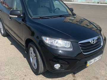 Авто Hyundai Santa Fe 2012 № 8781614