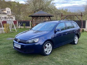 Авто Volkswagen Golf 2010 № 8781796