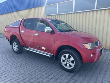 Авто Mitsubishi L 200 2010 № 8781914