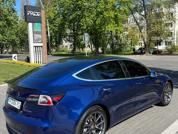 Авто Tesla Model 3 2020 № 8782006