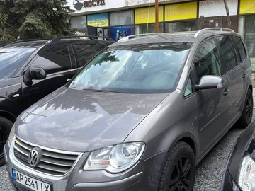 Авто Volkswagen Touran 2008 № 8782142