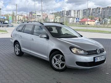 Авто Volkswagen Golf 2010 № 8782143