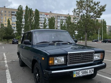Авто ВАЗ 2107 1998 № 8782154