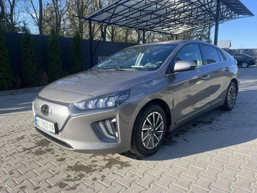 Авто Hyundai Ioniq 2020 № 8782167
