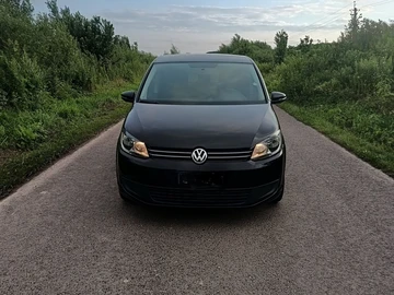 Авто Volkswagen Touran 2013 № 8782207