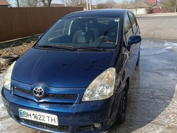 Авто Toyota Verso 2006 № 8782209