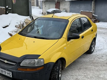 Авто Chevrolet Aveo 2005 № 8782434