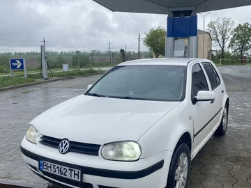 Авто Volkswagen Golf 1998 № 8782450