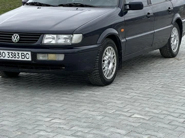 Авто Volkswagen Passat Sedan 1995 № 8782526