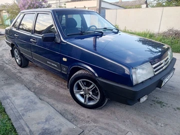 Авто ВАЗ 21099 2004 № 8782636