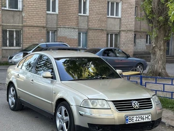 Авто Volkswagen Passat Sedan 2003 № 8782649