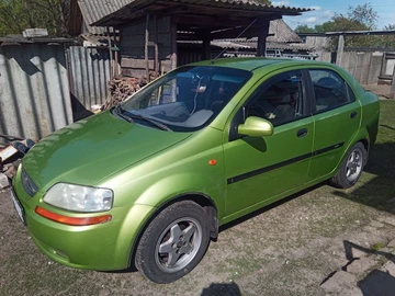 Авто Chevrolet Aveo 2005 № 8782693
