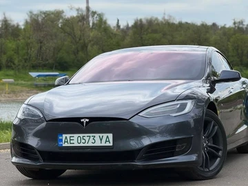 Авто Tesla Model S 2018 № 8782710