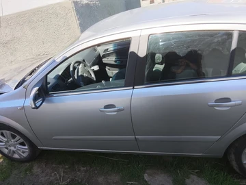 Авто Opel Astra 2004 № 8782754