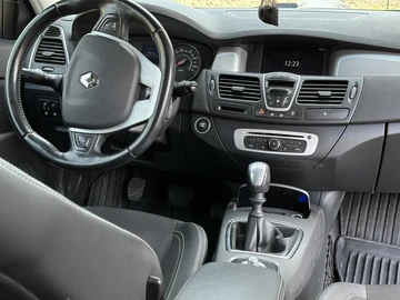 Авто Renault Laguna 2013 № 8782871