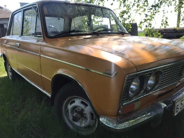 Авто ВАЗ 2103 1978 № 8783055