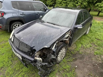 Авто Mercedes 220 2004 № 8783073