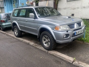 Авто Mitsubishi Shogun 2007 № 8783186