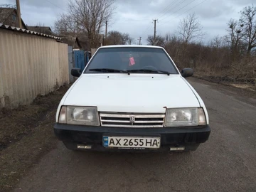 Авто ВАЗ 21099 1992 № 8783252