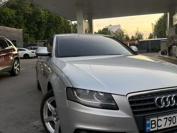 Авто Audi A4 2010 № 8783362