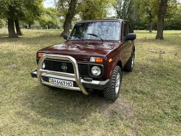 Авто ВАЗ 21214 2010 № 8783452