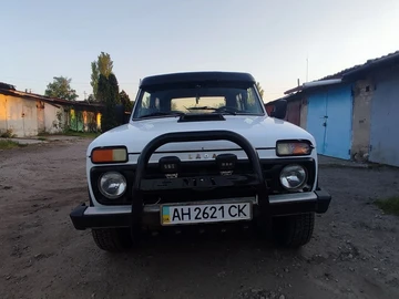 Авто ВАЗ 2121 1994 № 8783453