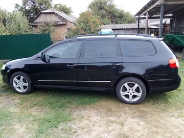 Авто Volkswagen Passat Variant 2006 № 8783572